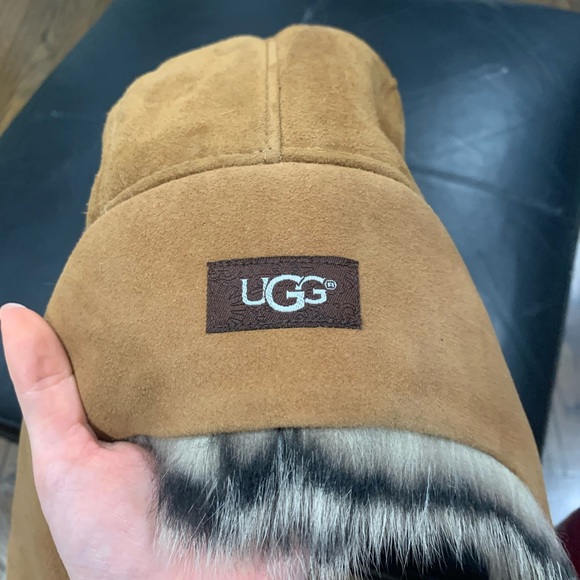 New Ugg Toscana Aviator Trapper Hat Shearling Chestnut with Real Fur One Size - Picture 4 of 10